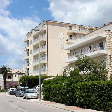 Lägenhet By The Sea - 6880