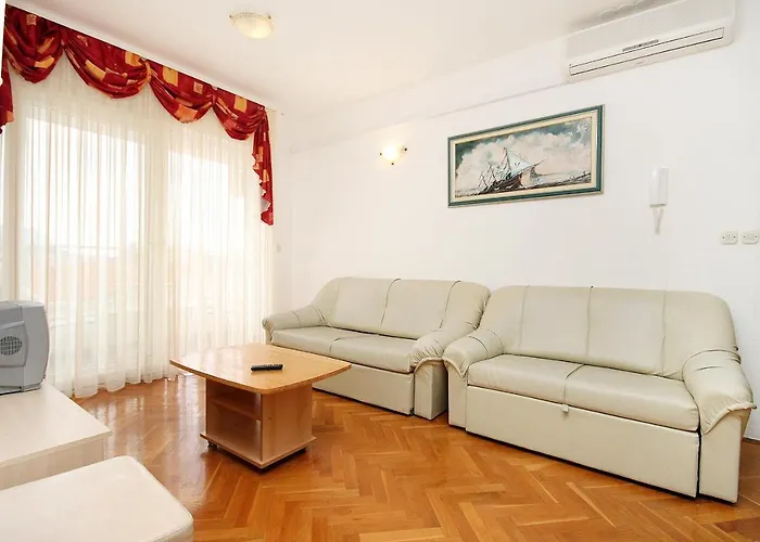 Апартаменти By The Sea - 6880