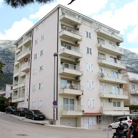 By The Sea - 6880 * Makarska