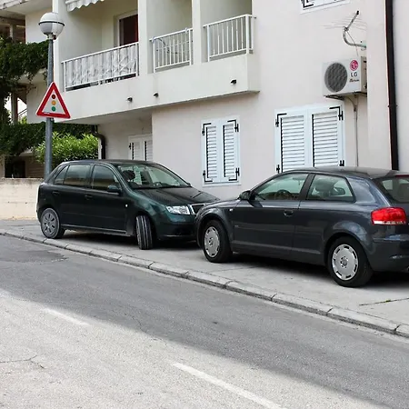 By The Sea - 6880 Makarska